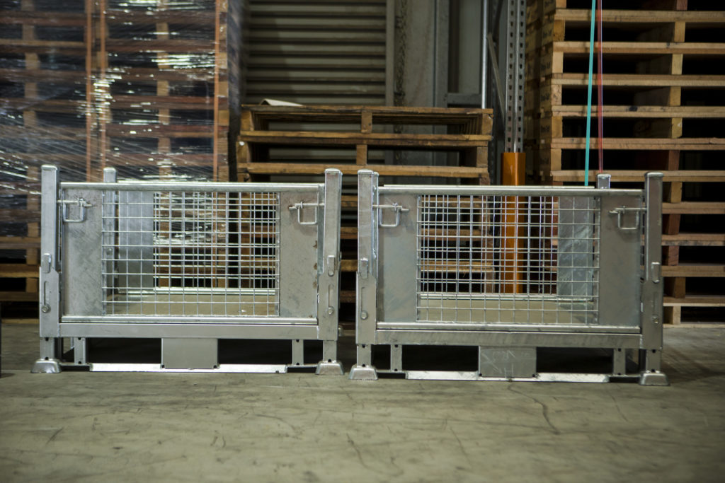 two steel international cage from daywalk