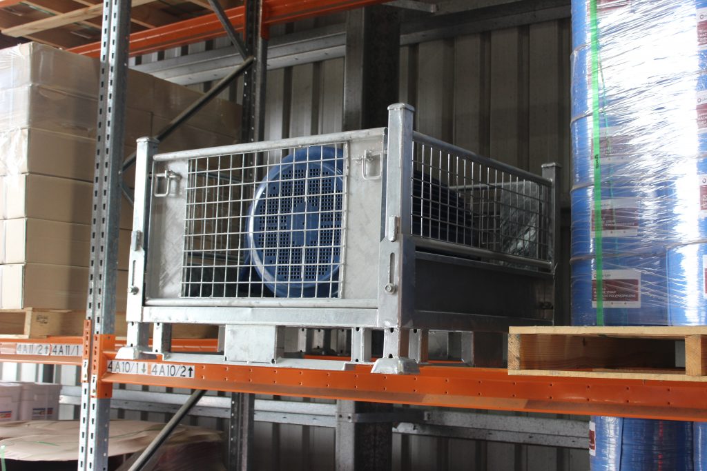 galvanised international cage for heavy equipments