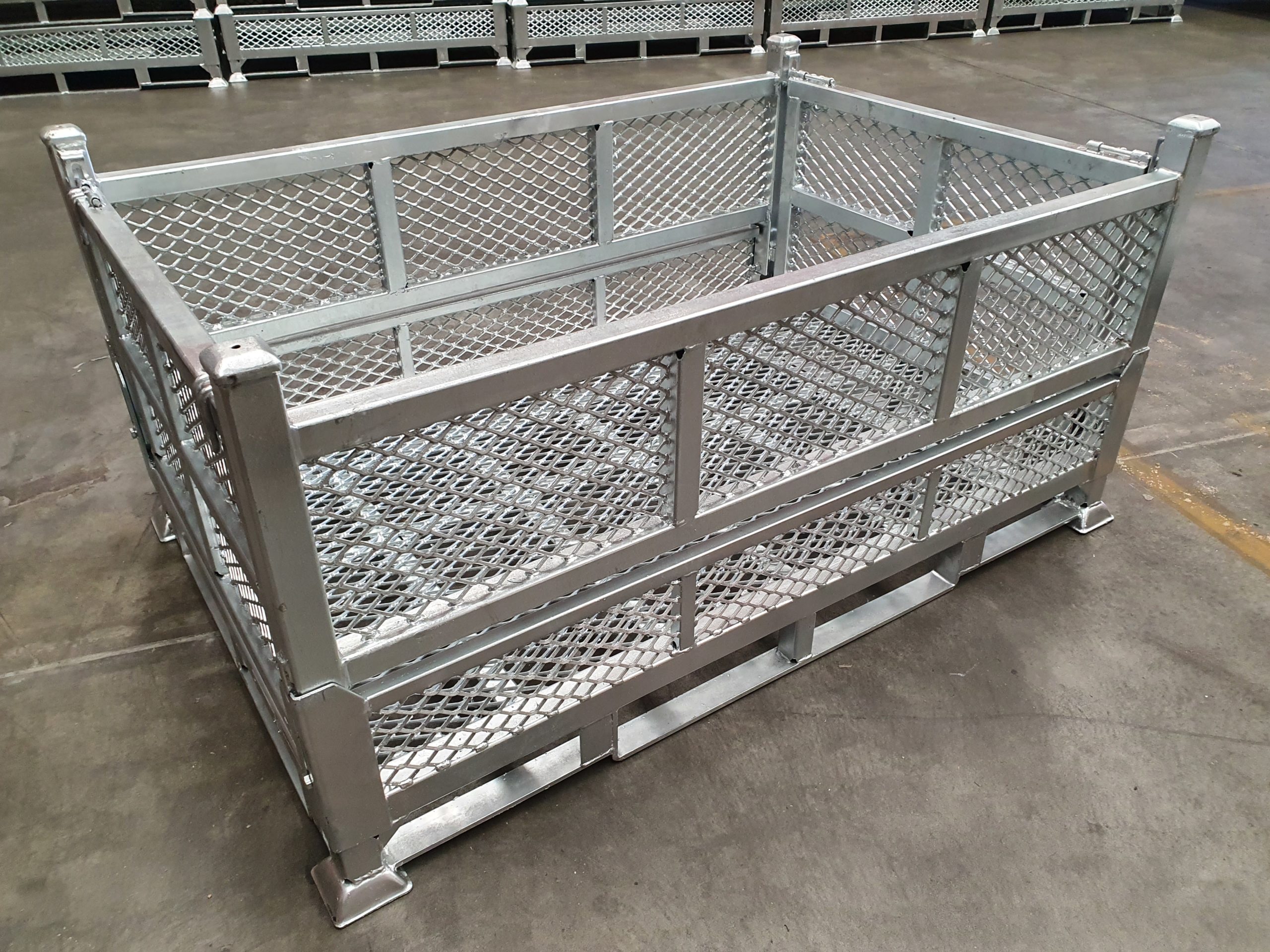 galvanised international steel cage