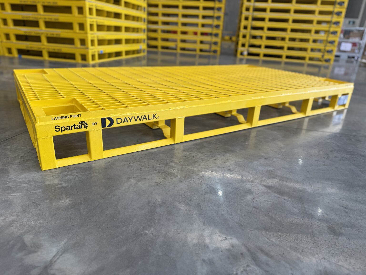 DAYWALK 2T Spartan Pallet with new branding on angle in warehouse