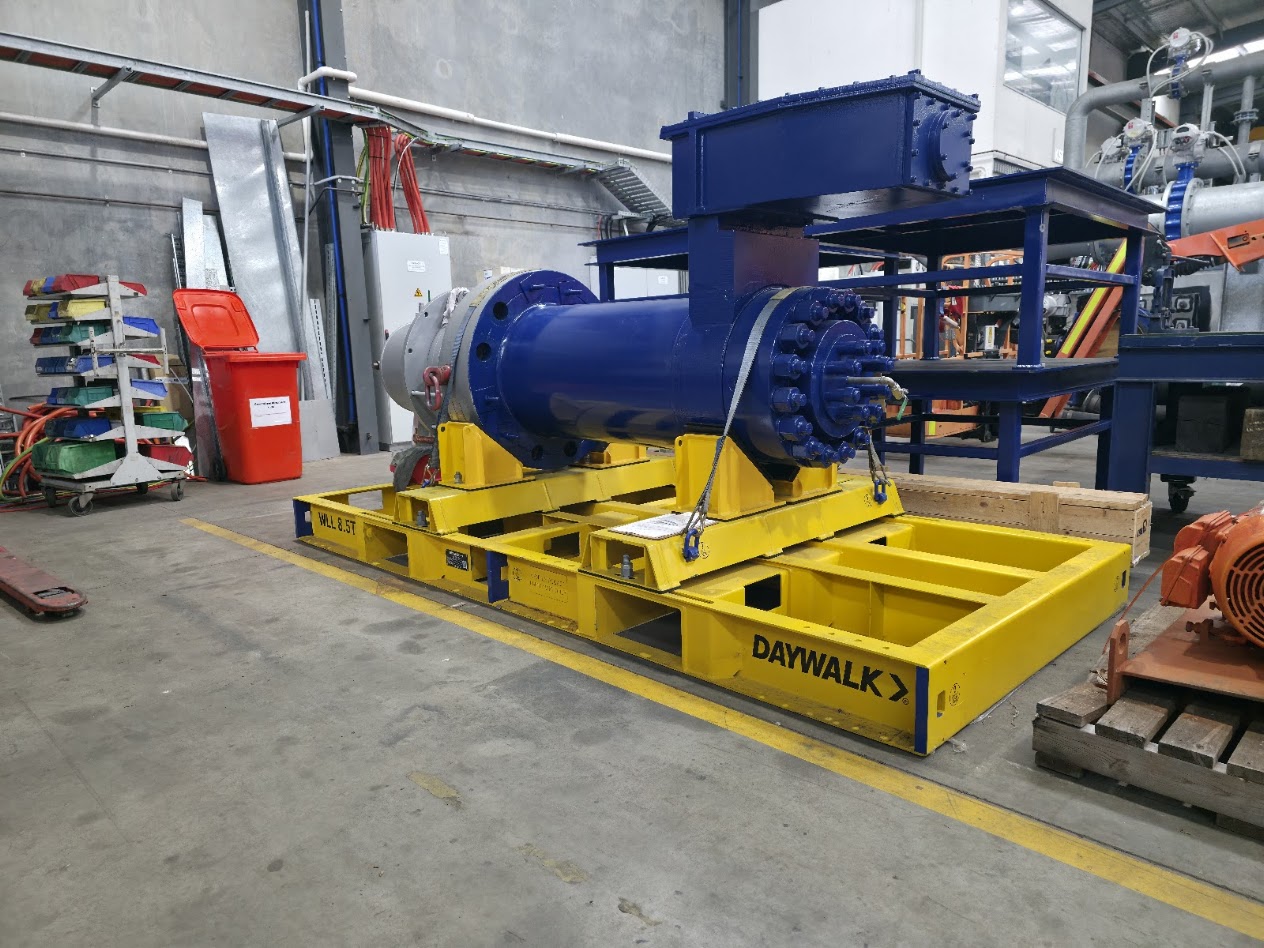 New pump frame in workshop